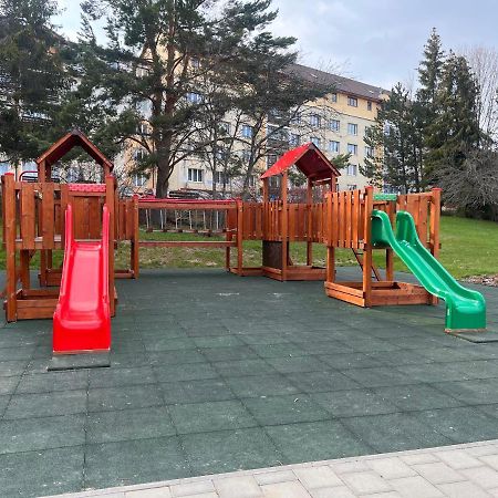 Ubytovanie Pod Stitmi Vysokych Tatier Tatranska Strba Esterno foto