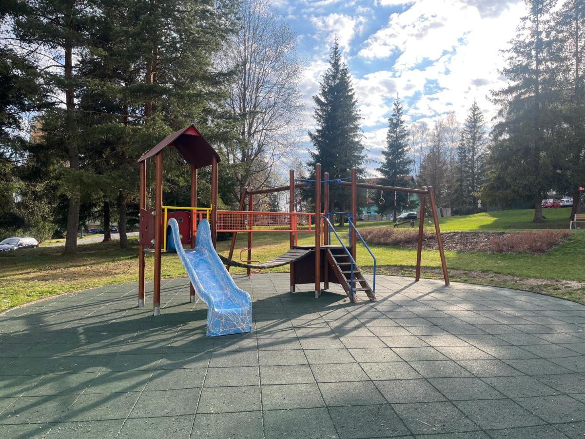 Ubytovanie Pod Stitmi Vysokych Tatier Tatranska Strba Esterno foto